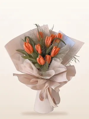 Bó Tulip Cam Rực Rỡ